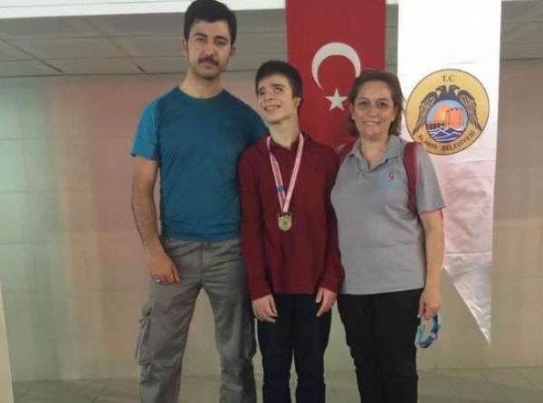 Öğrencimiz Görme Engellilerde Türkiye Birincisi oldu